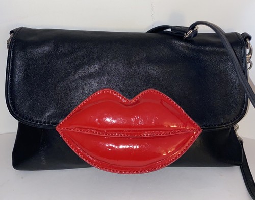VINTAGE RARA AVIS by Iris Apfel , BLACK PURSE WITH RED LIPS ADJUSTABLE STRAP