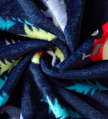 NEW SUPER SOFT COZY PLUSH THROW BLANKET 50" X 60" CAMPER WITH BEARS & TREES BLUE