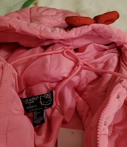 Pre-owned Forever 21 , Hello Kitty & Friends Oversize Puffer Jacket, Women's Size M In Pink