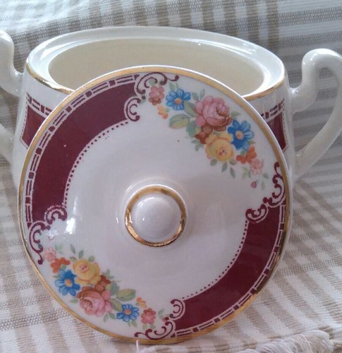 Homer Laughlin Brittany Majestic Sugar Bowl with Lid  D53 N6