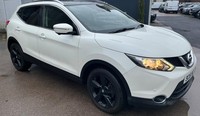 2016 Nissan Qashqai 1.5 dCi N-Connecta 5dr ++ PANROOF / NAV / 20 TAX / ULEZ / CA