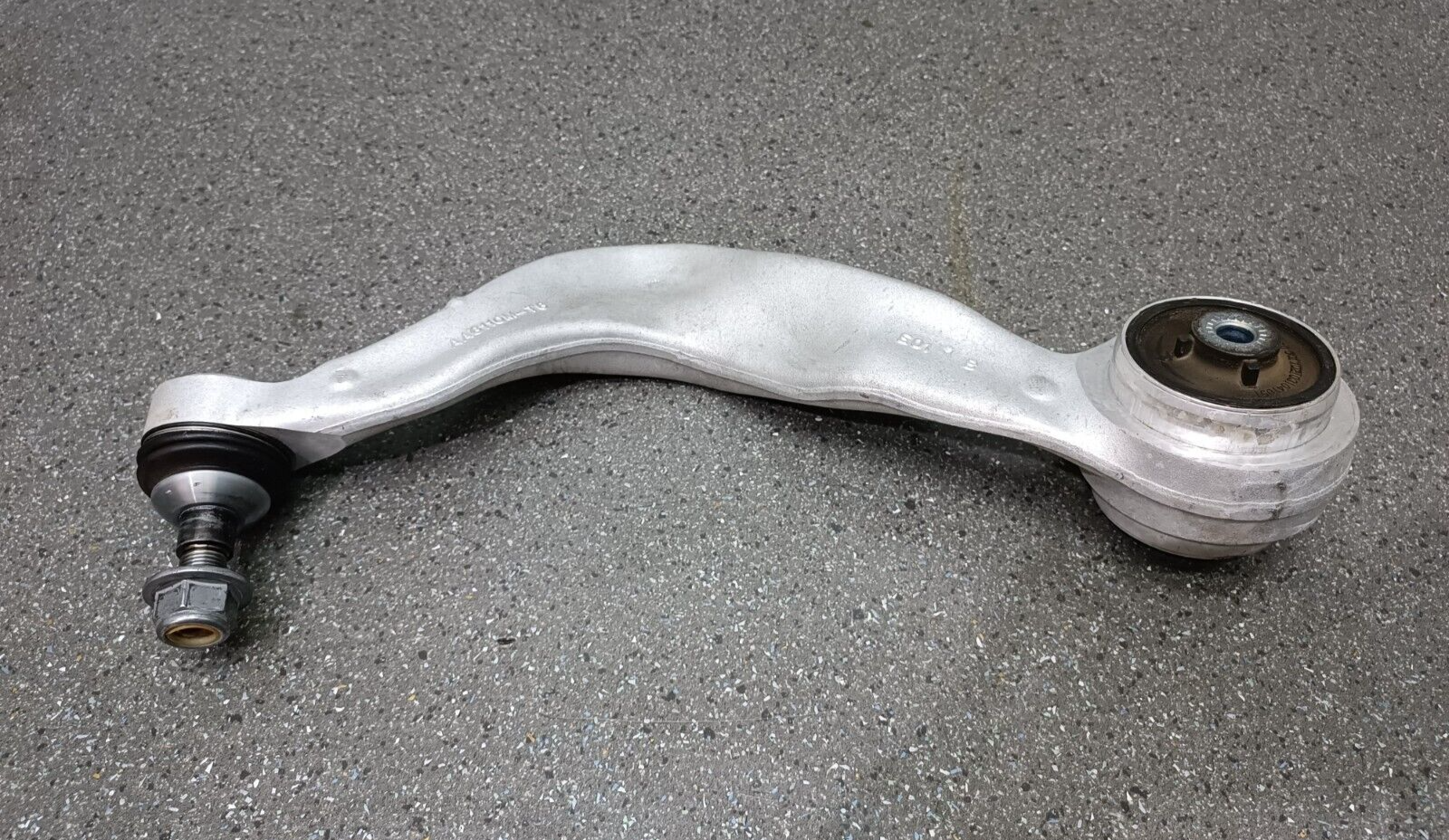 Original BMW i4 G26 Gran Coupe eDrive Zugstrebe vorne links Original BMW i4 G26 Gran Coupe eDrive Zugstrebe vorne links