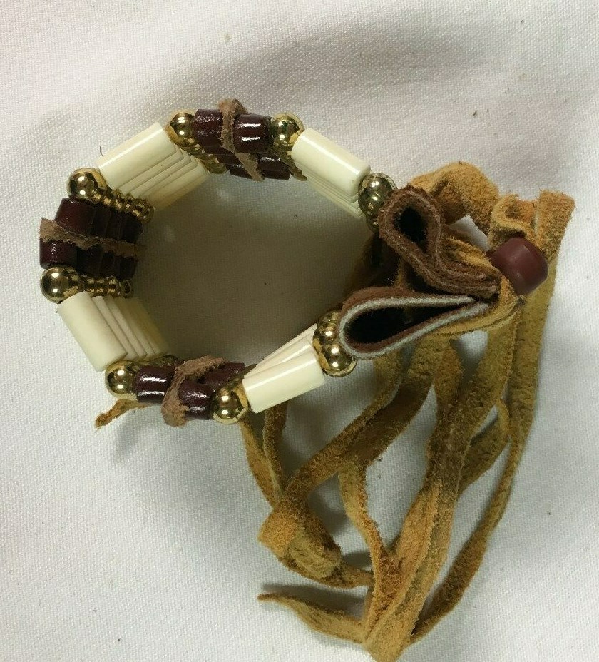 Brand new Beautilful 6 row bone choker bracelet  (Brown)