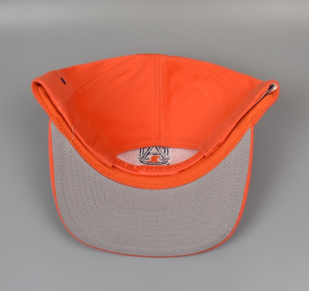 Auburn Tigers Vintage Logo 7 Snapback Cap Hat - NWT