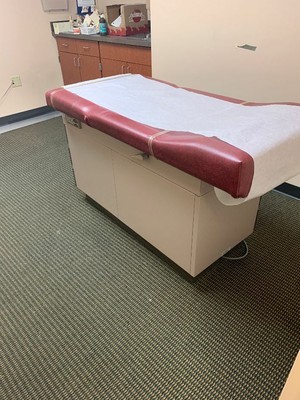 Furniture Medical Examination Table