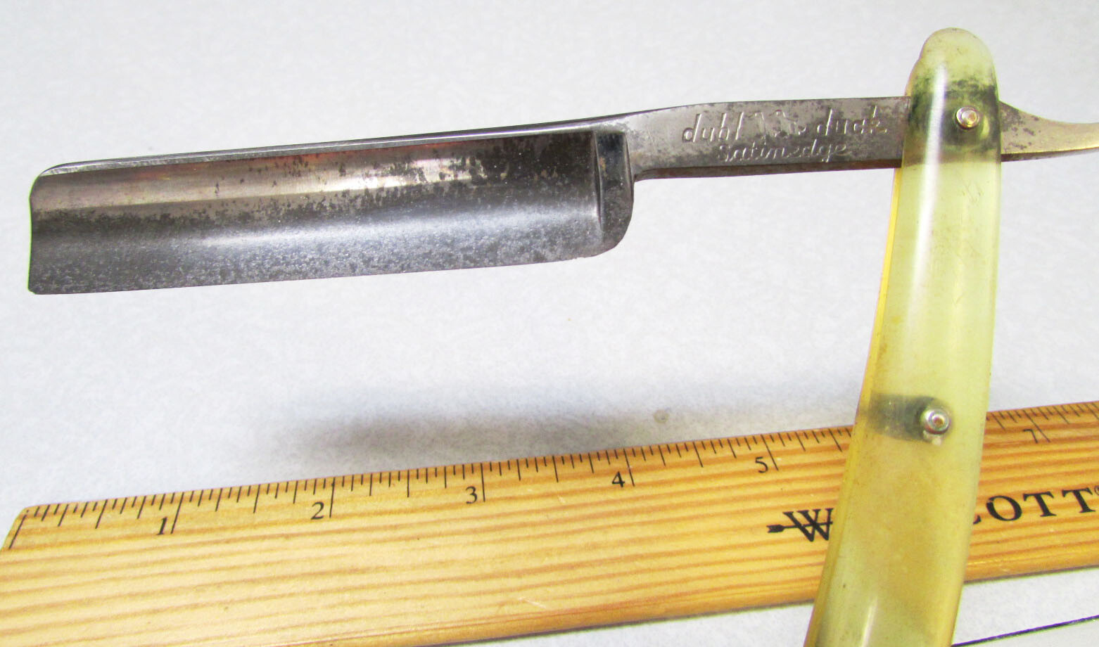 vintage Satinedge Dubl Duck German Razor blade & handle, great condition