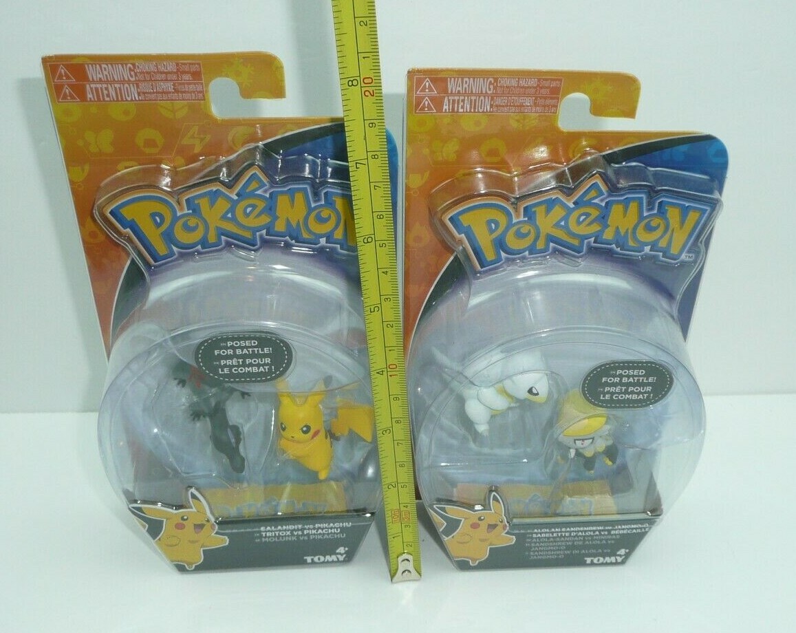 Lot of 2 Pokemon Action Figures Set by Tomy Posed for Battle Pikachu Sandshrew