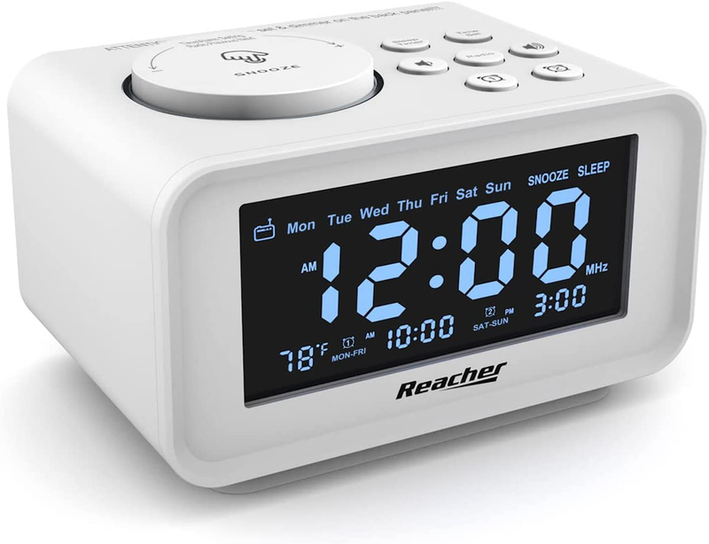 Radio With 2 Usb Charging Ports, 0-100% White