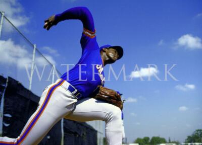 AW175 Dwight Gooden Mets View From Below While Pitching 8x10 11x14 16x20 Photo