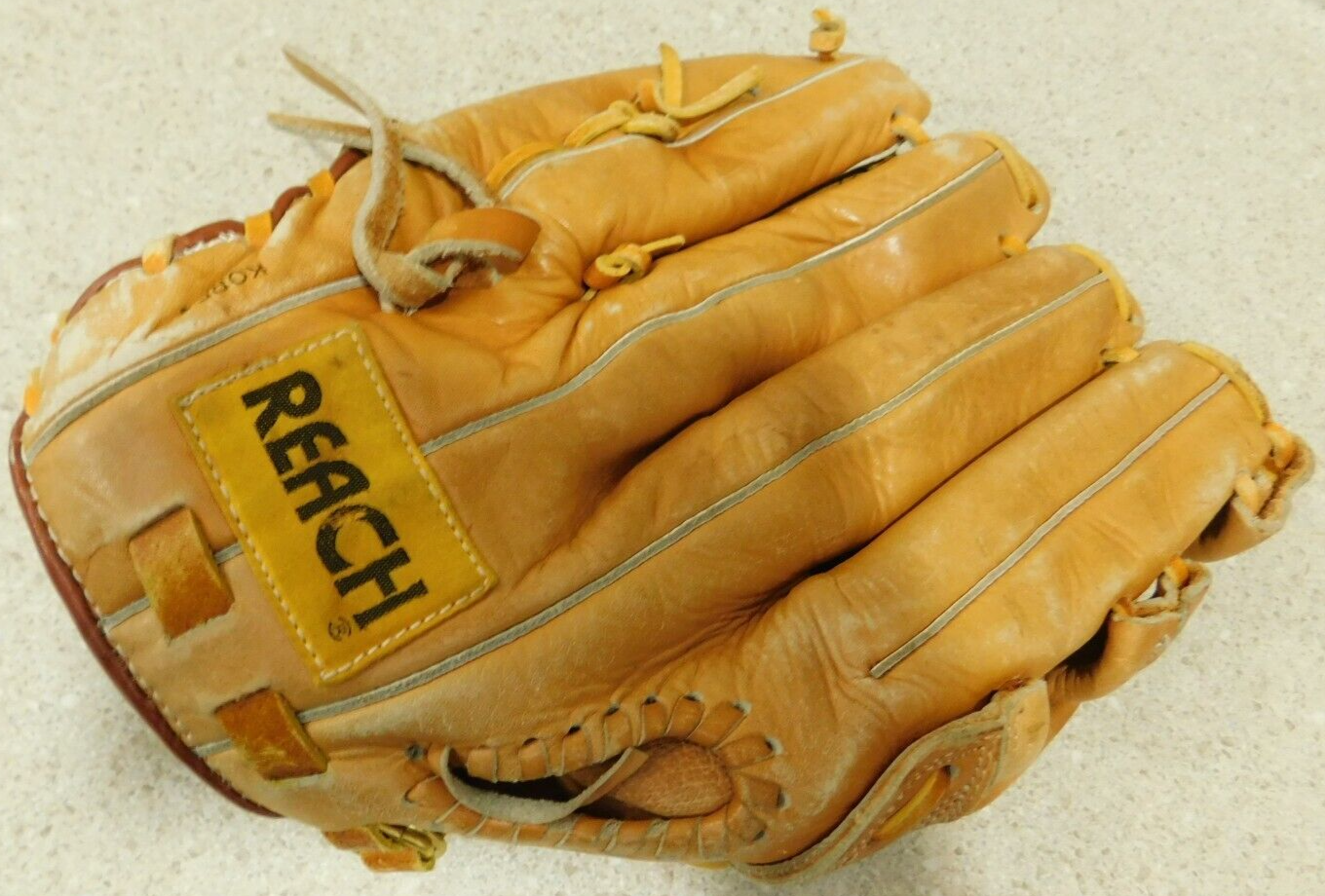 Reach Monster 40130 PX Tanner Leather Left Hand/Right Throw Baseball Glove