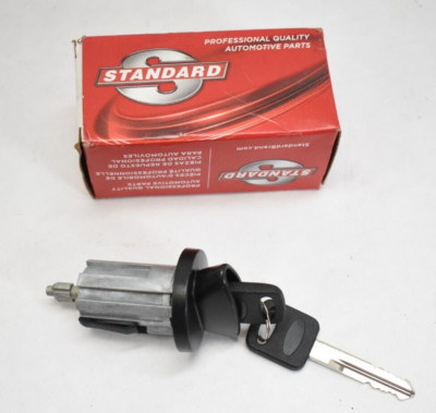Standard Motor Products US322L Ignition Lock Cylinder & Switch Standard
