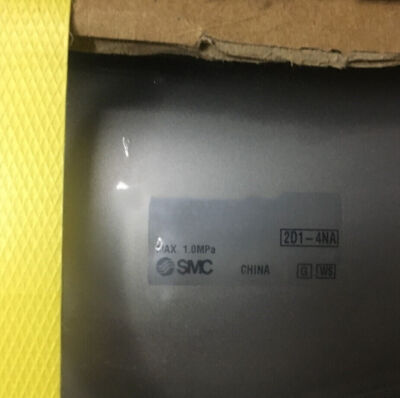1pcs New   CDA2B100-100Z #D8