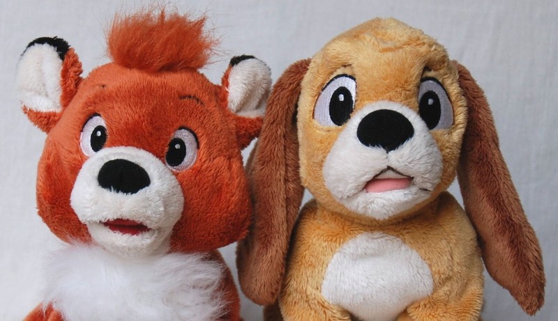 Disney Fox & The Hound Todd And Copper Plush â Exclu Disneyland Paris 2017