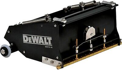 DEWALT Drywall Flat Box 7