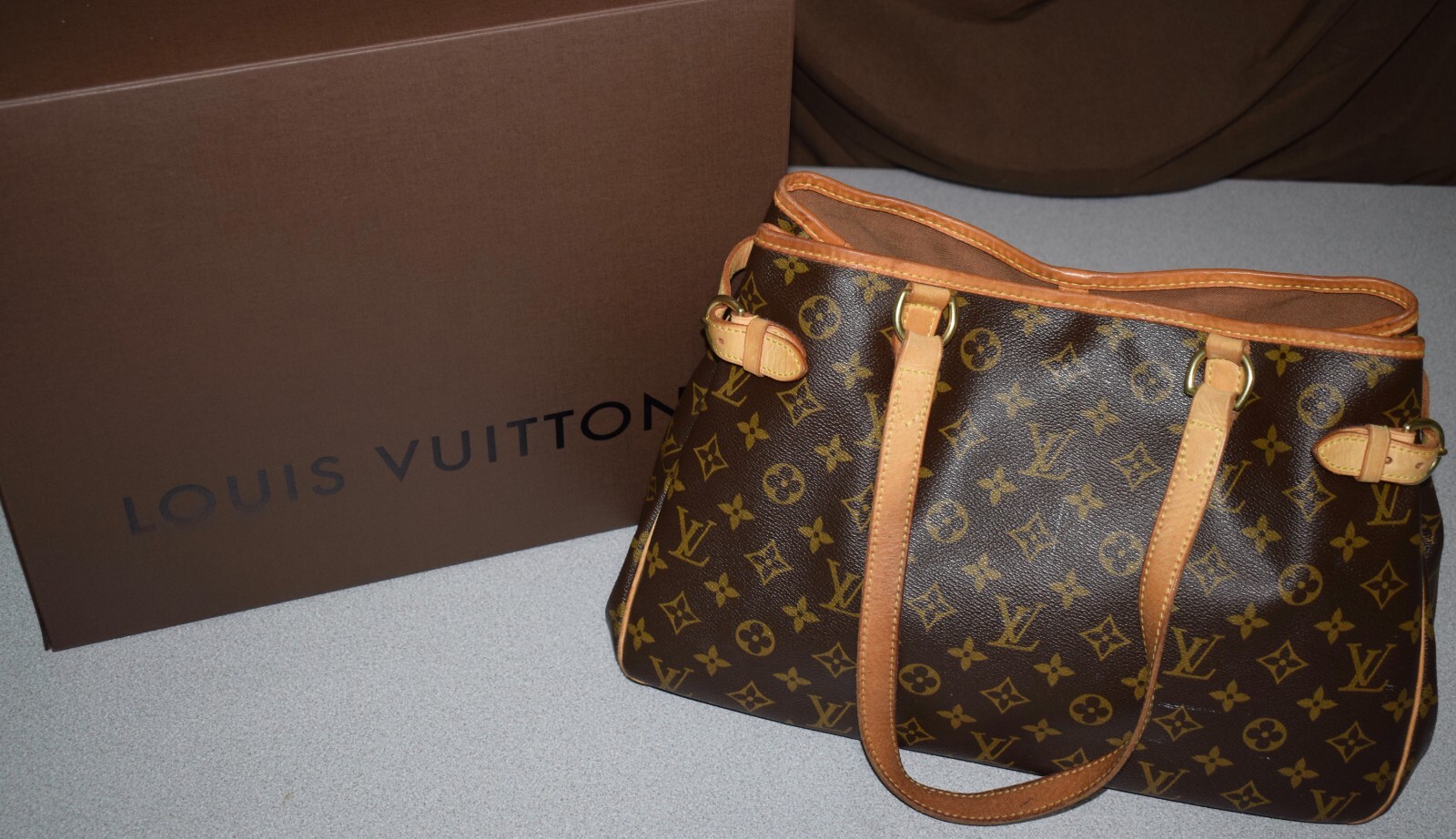 LOUIS VUITTON モノグラム Batignolles トートバッグ LOUIS VUITTON Monogram Batignolles Horizontal Tote Bag