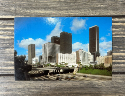 Vintage Los Angeles Hilton California Post Card Souvenir 