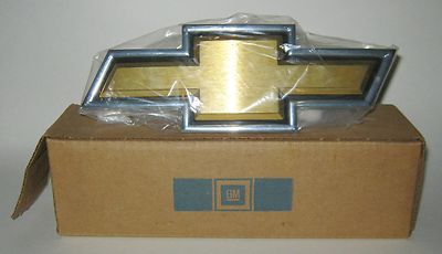 Chevy出品 NOS 1983-87 Genuine GM Chevrolet Pickup Truck Bowtie Emblem