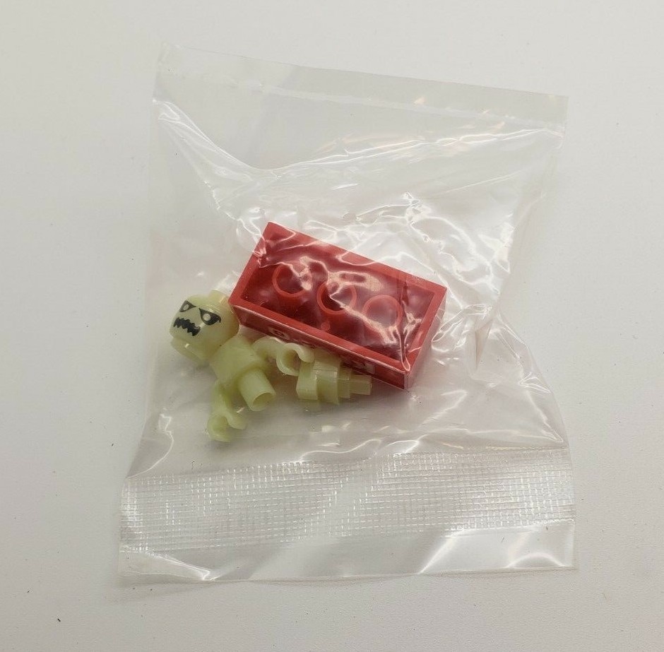 Kre-o Kreo Mini figure Cityville Invasion Ectoplaz of Haunted Hideaway Set