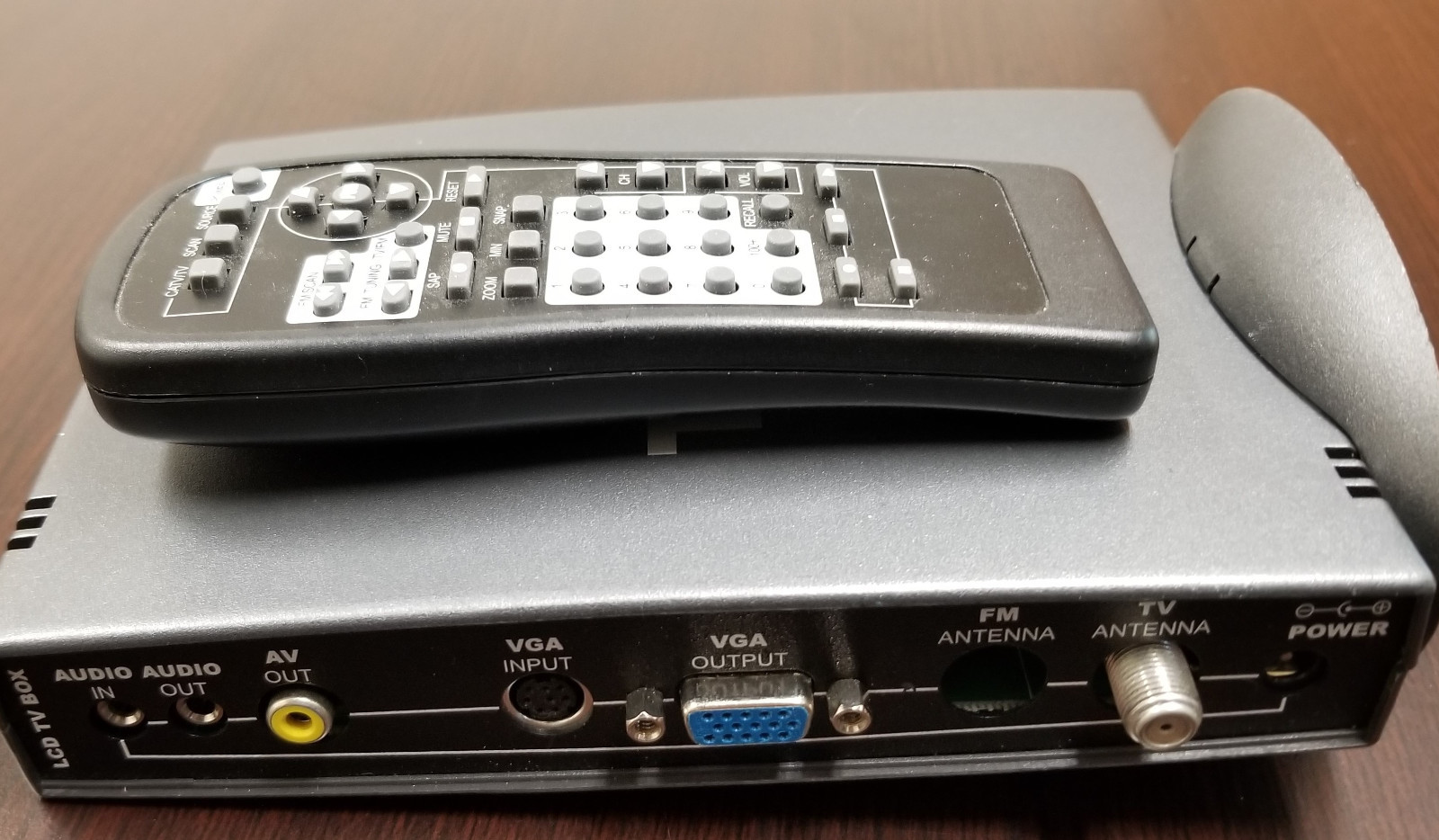 Kworld XPert TV LCD TV Box w/ Coax/RCA/S-Video input and VGA output