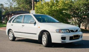 Nissan pulsar 1999