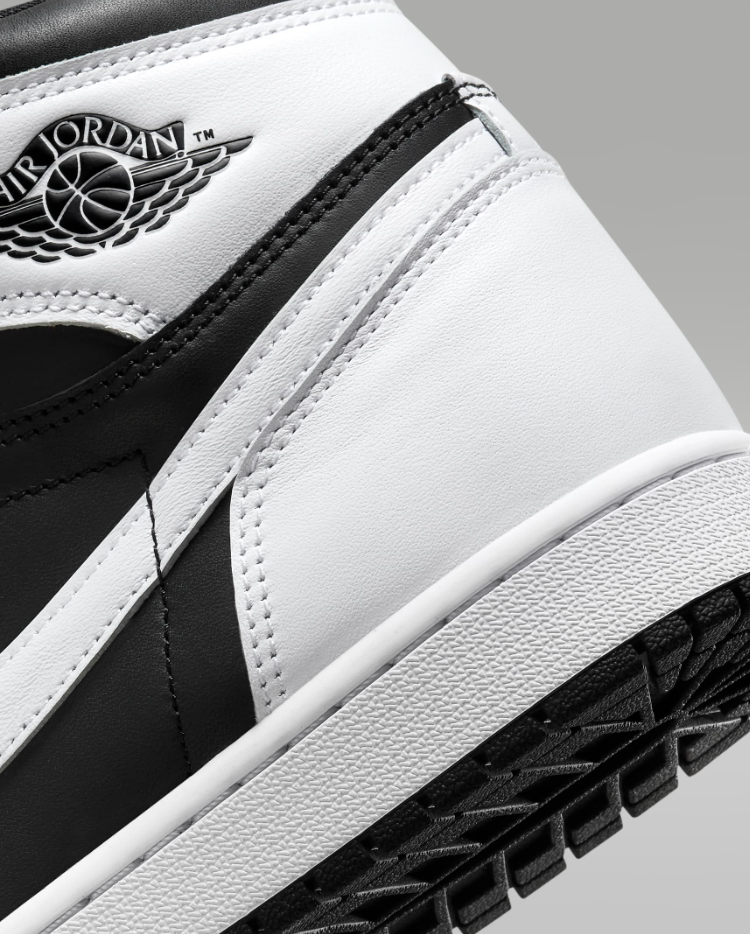 JORDAN AIR JORDAN 1 RETRO HIGH OG "BLACK & WHITE"