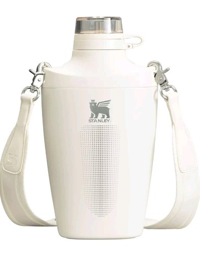 弁当箱・水筒 SUPREME 19AW stanley Bottle Supreme x Stanley 20 oz Vacuum Insulated Bottle Red NEW 100