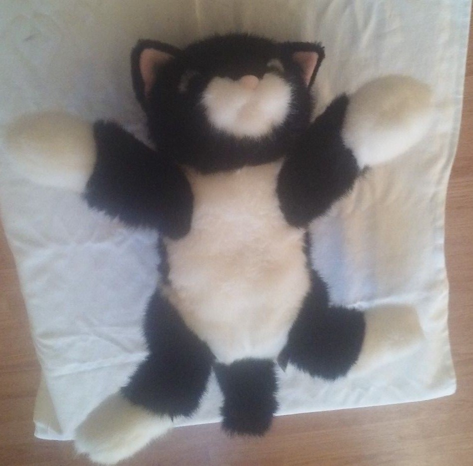Vintage Russ Black and White 15” Plush Cat with Green Eyes Item #259
