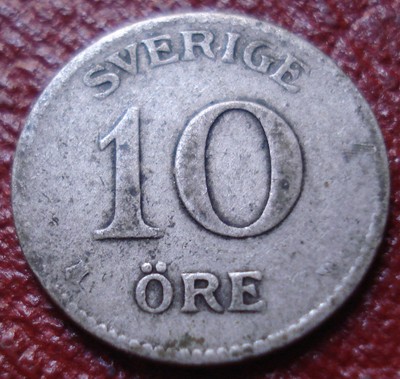 1917 W SWEDEN 10 ORE IN VG CONDITION (.400 SILVER)