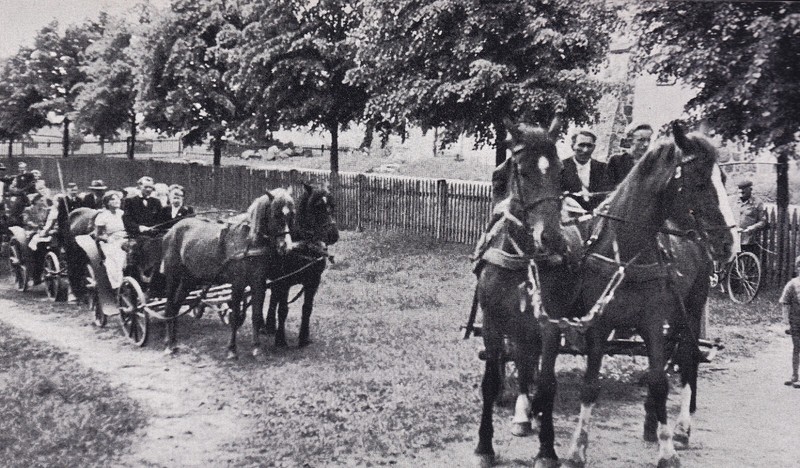 Hochzeitsgesellschaft Zwischen Deutsch Eylau/ IÅAwa Und Rosenberg/ Susz 1957
