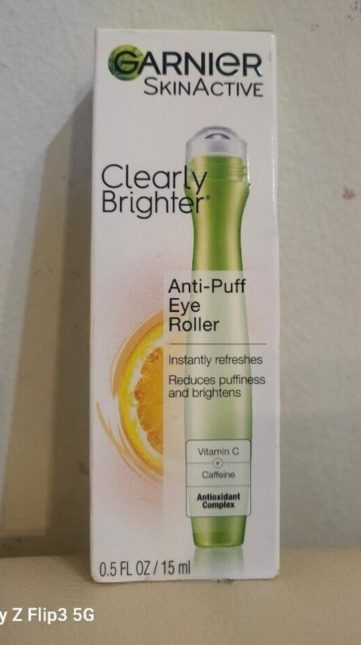 Garnier Skin Renew Anti-Puff Eye Roller