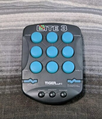 Lite 3 Handheld Tic Tax Toe Game Tiger Electronics, 1996 Tested Works