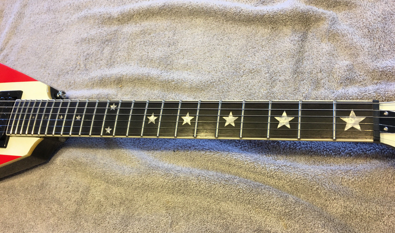 2008 Mint Washburn WV66 Flying V Guitar Dave Mustaine Y2KV Like Greg Tribbett