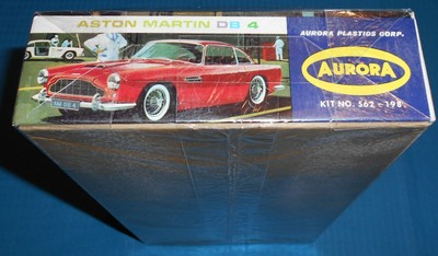 Aurora Aston Martin DB 4-No 562/1965-Factory Sealed 1/25 Kit-Model Car Swap Meet
