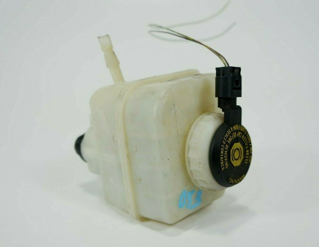 2011-2016 bmw 528i 535i 550i f10 brake fluid reservoir bottle tank oem