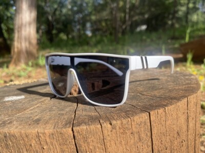New Blenders Style Sunglasses In White Black Lense Mens Women Free Shipping Star