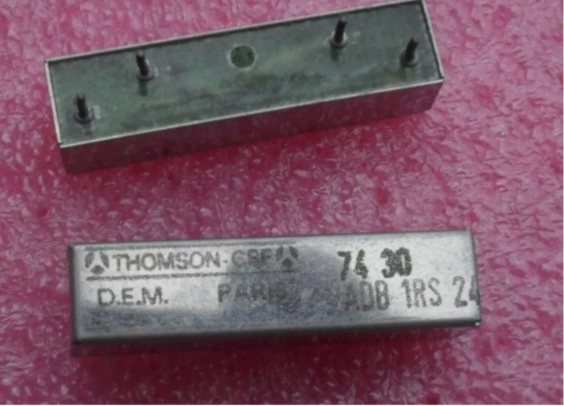 Relais Thomson Csf Adb 1rs 24 (X1)