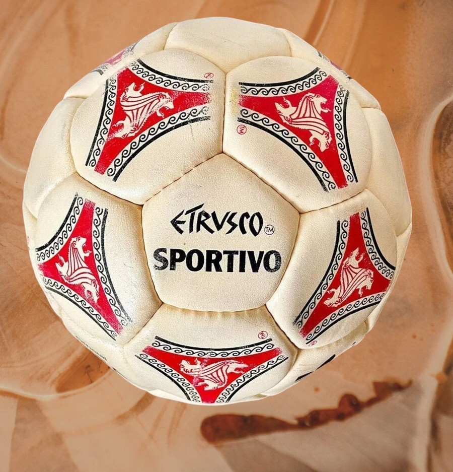 adidas Etrusco サッカーボール 1990年ワールドカップ Adidas Etrusco Unico 1990 | Soccer Match ball | FIFA World