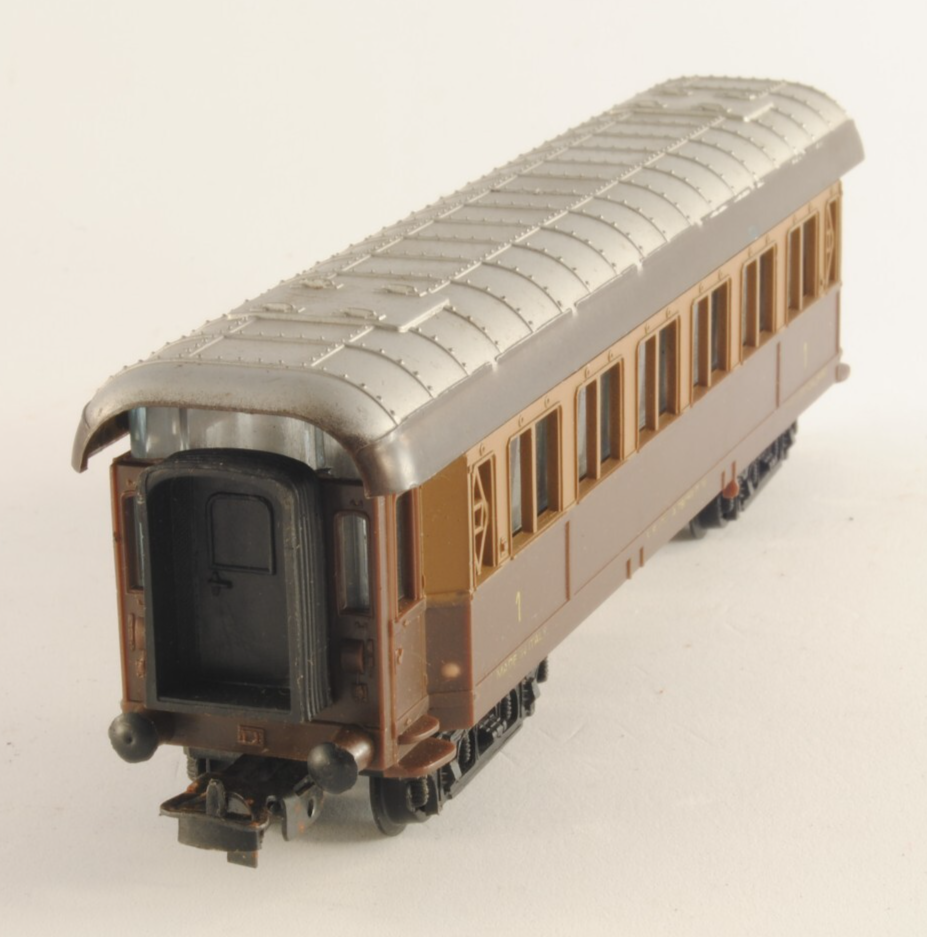 Lima 9100 Carrozza passeggeri FS di 1a classe Vagone tipo Az castano H0 1:87