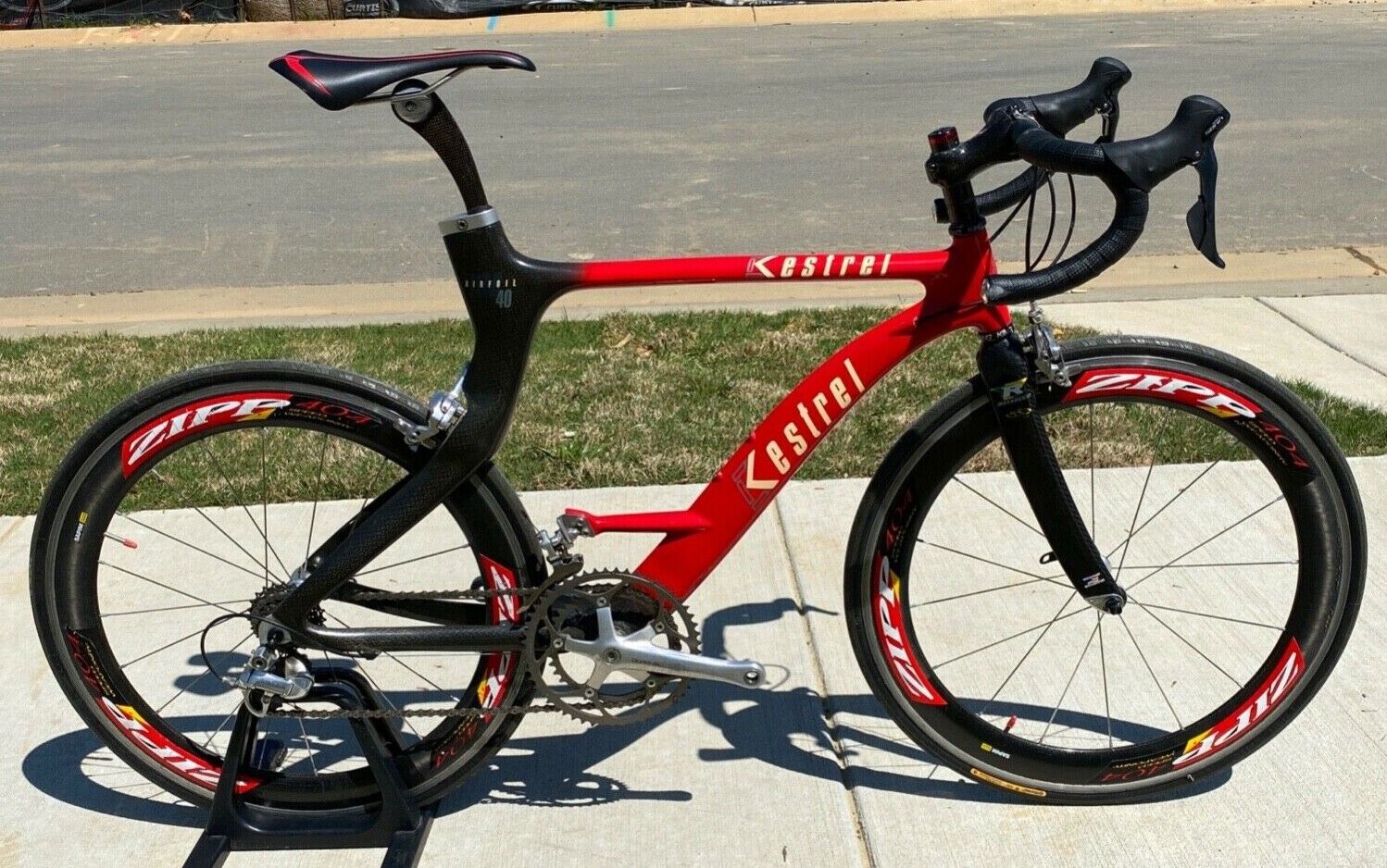 Kestrel KM40 Airfoil Road Bike, Zipp 404 Race Wheels, Fully Kestrel KM40 Airfoil Road Bike, Zipp 404 Race Wheels, Fully