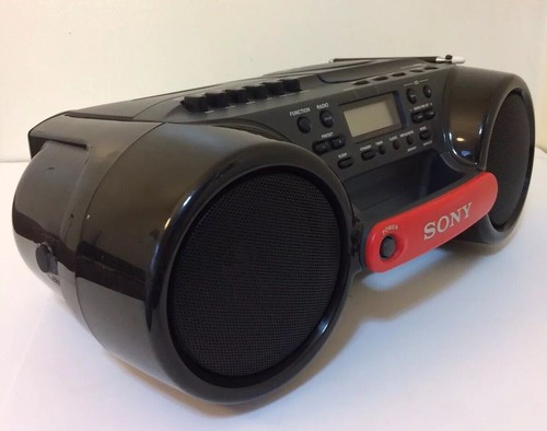 Sony ESP sports water resistant mega bass CD FM/AM Cassette Boombox w/9V Adapter