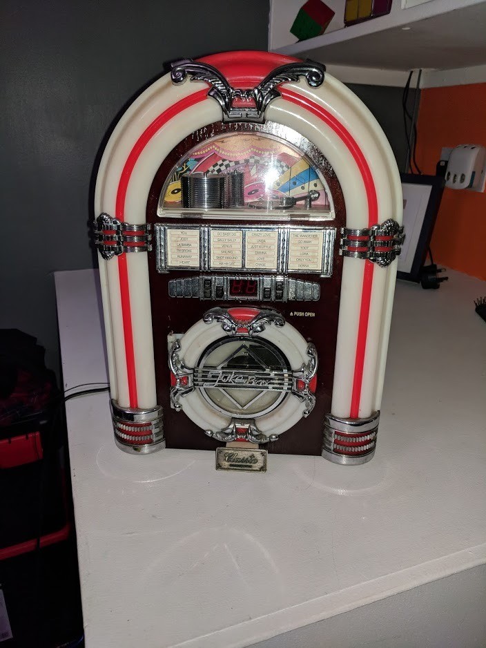 Mini Jukebox Retro Style CD Radio Player Light up in Leicester