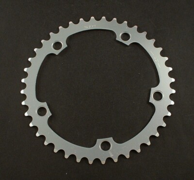 New-Old-Stock Shimano 600EX Biopace Chainrings..52x42 w//130mm BCD