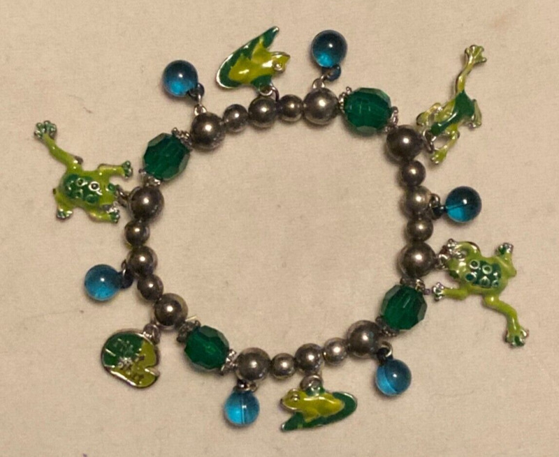Frog Charm Bracelet Silver & Emerald Green Beads Stretch Fashion Jewelry