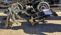 1988 KAWASAKI ZX400 D * ENGINE & FRAME WITH V5 * PLUS OTHER PARTS 