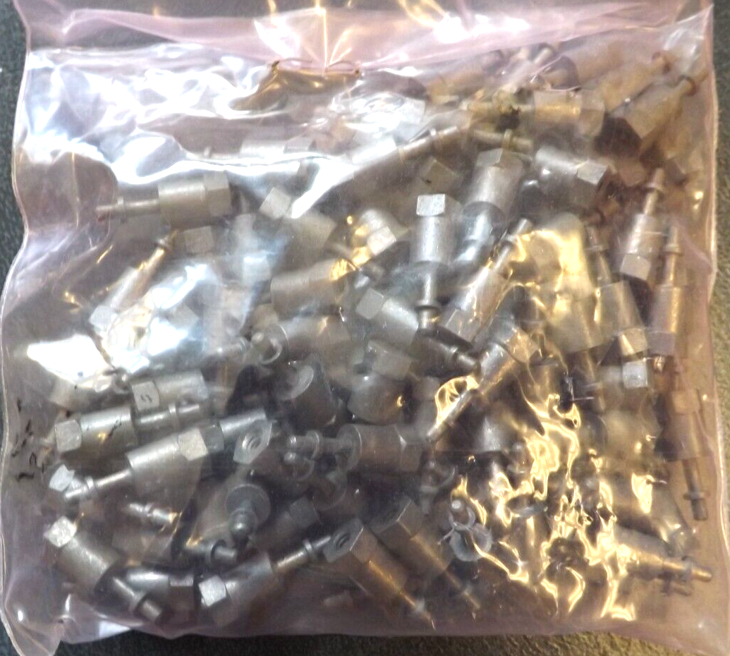 はし LOT OF 100 STUD TERMINALS 3/4