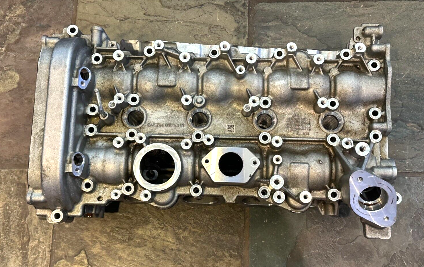 MERCEDES BENZ CYLINDER HEAD, PART# 2640106901, 2640106407