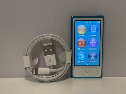 Apple iPod nano 7th Generation Blue (16 GB) Good Condition
