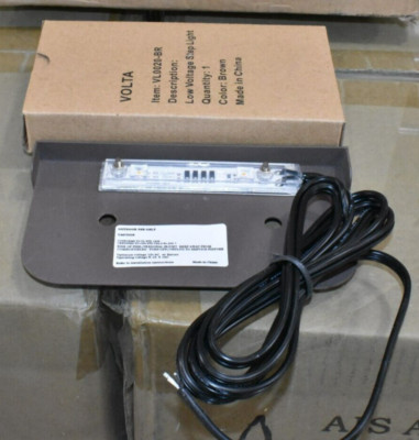 NIP 8 AIS Volta 6'' LED Retaining Wall/Step Light Brown/Bronze 2W 12V Hardwired