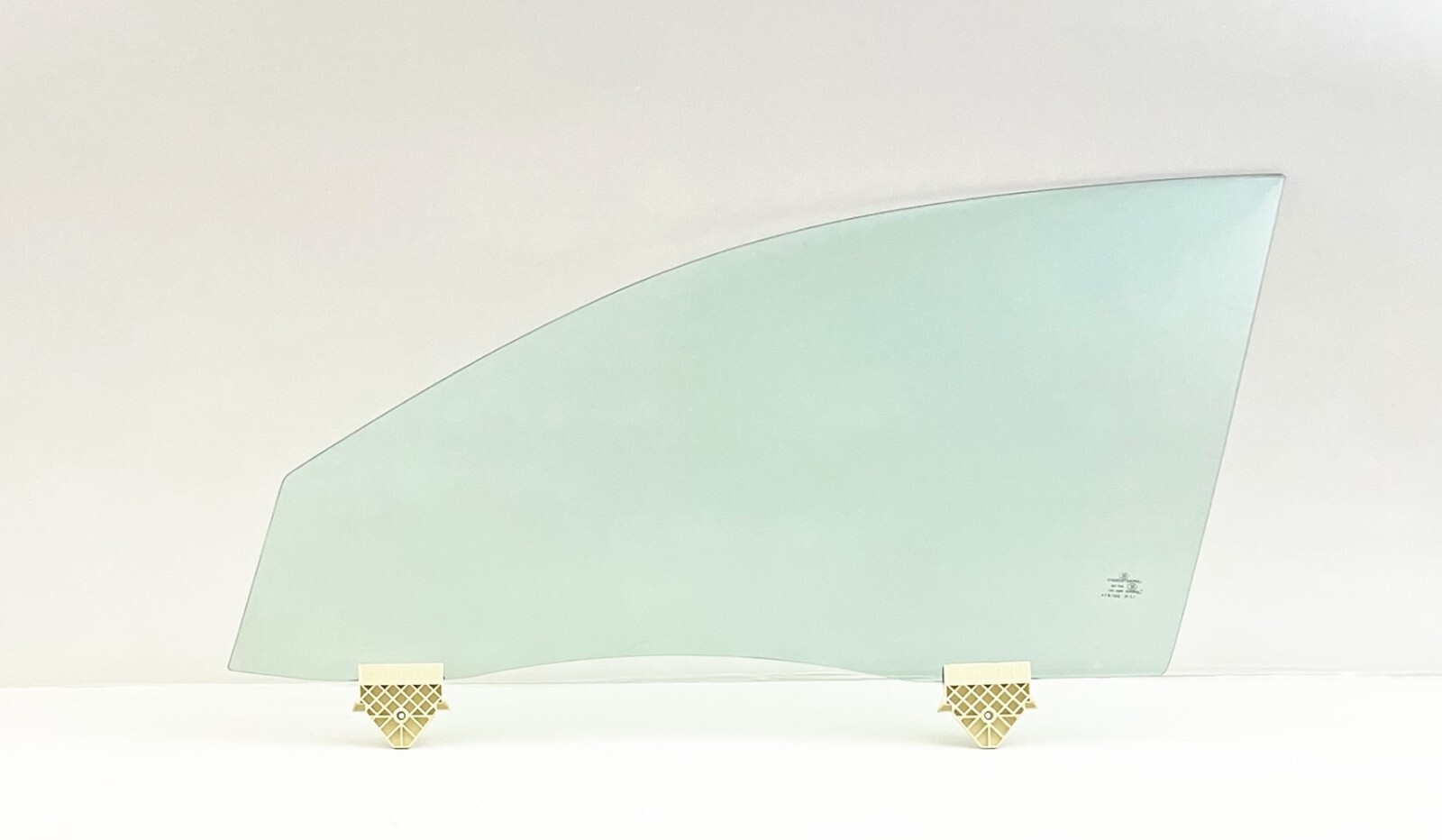 Driver/Left Side Front Door Window Glass Laminated For 2004-2010 Audi A8 A8L S8