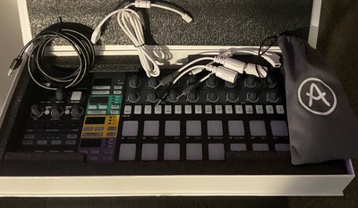 Arturia Beatstep Pro Black Limited Edition Performance Controller